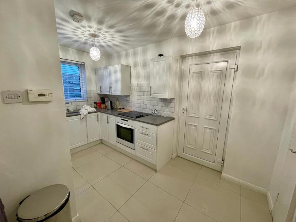 Bishop'S Gate Apartment Derry Extérieur photo